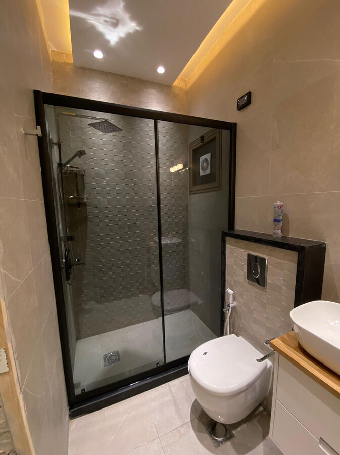 شاور زجاج سيكوريت